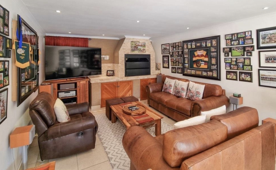 To Let 4 Bedroom Property for Rent in Rosendal Western Cape